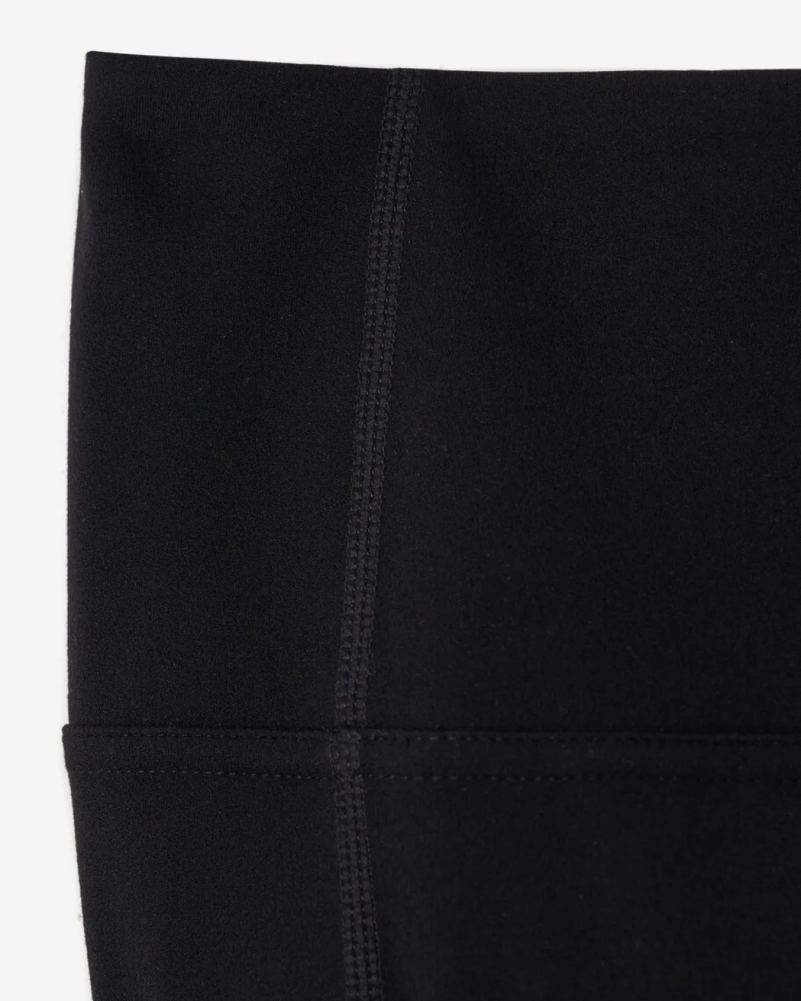 Restore Capri Pocket Legging